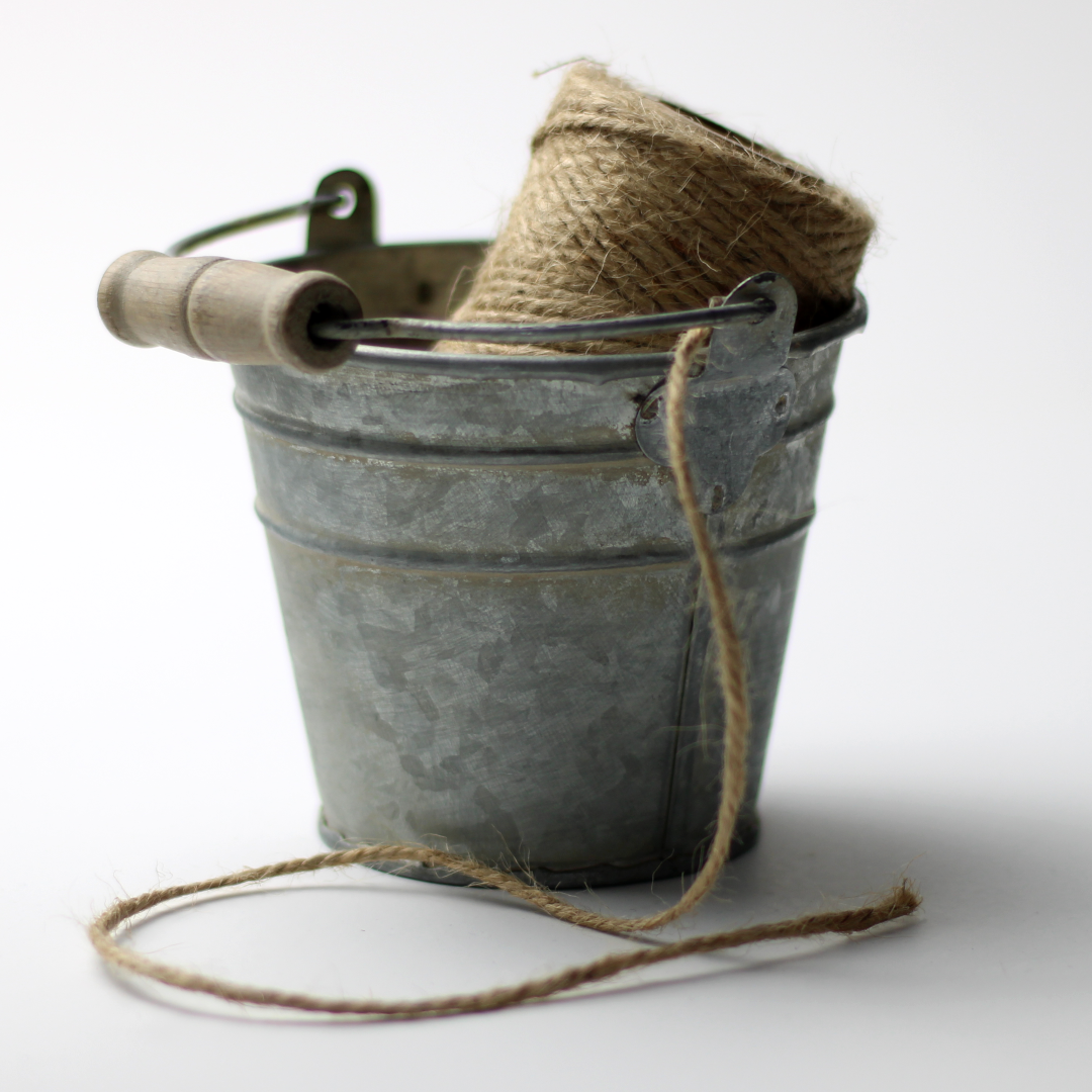 mini bucket for crafts