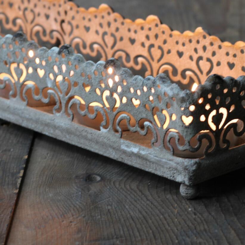 rustic metal candle tray with tea lights