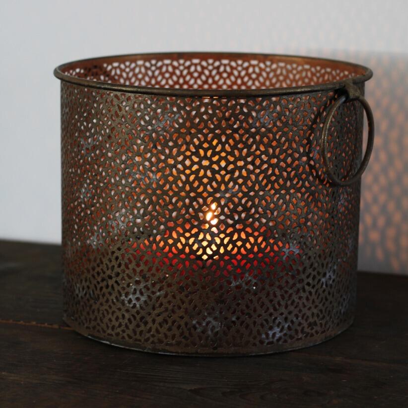 Garden lantern pot