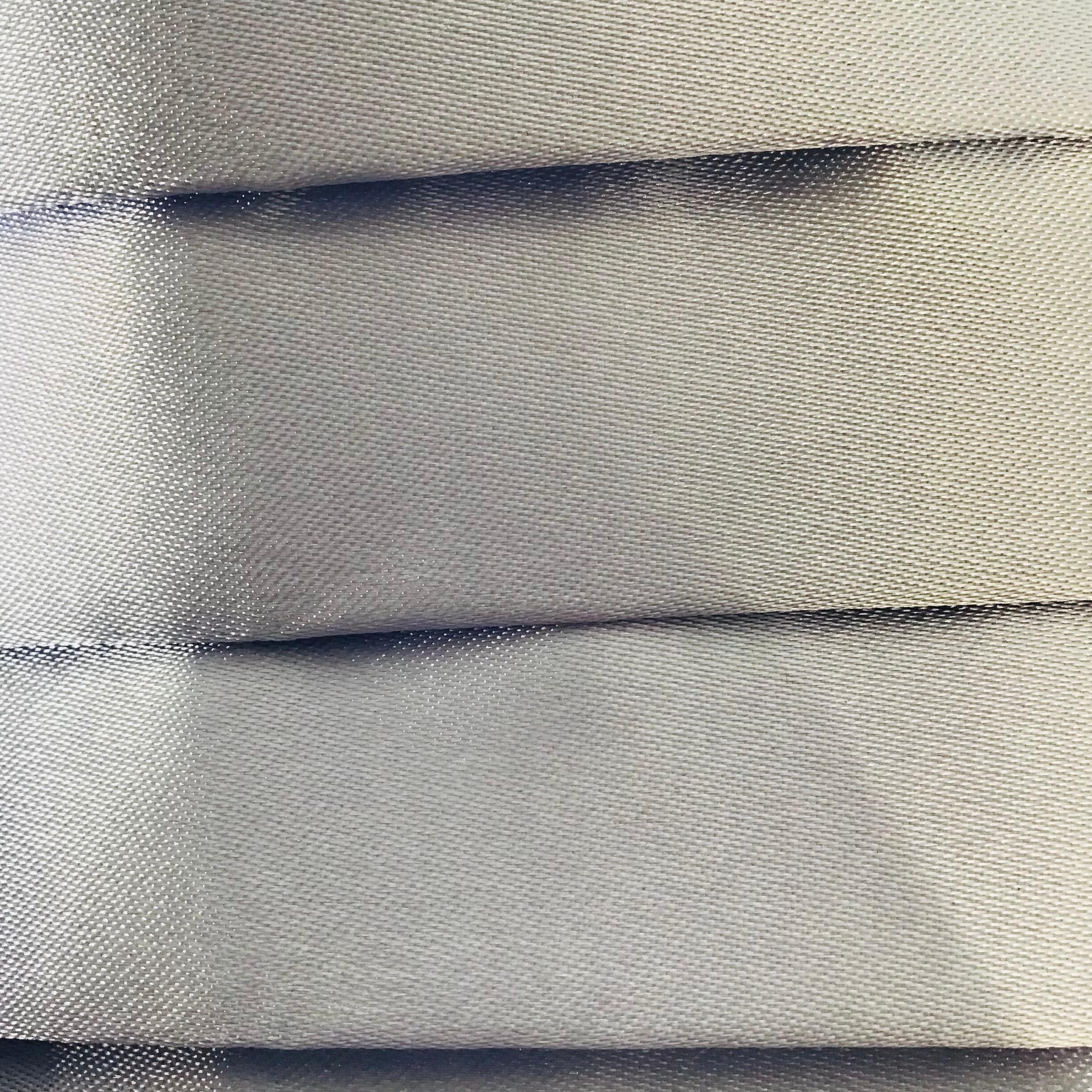 Lilac Cumberbund close up