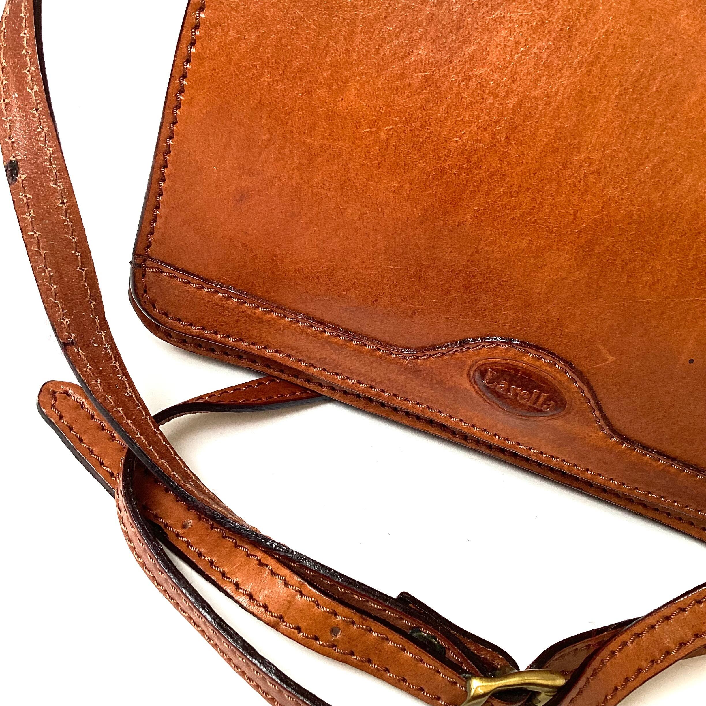 Larella Brown Leather Triple Compartment Shoulder Bag strap
