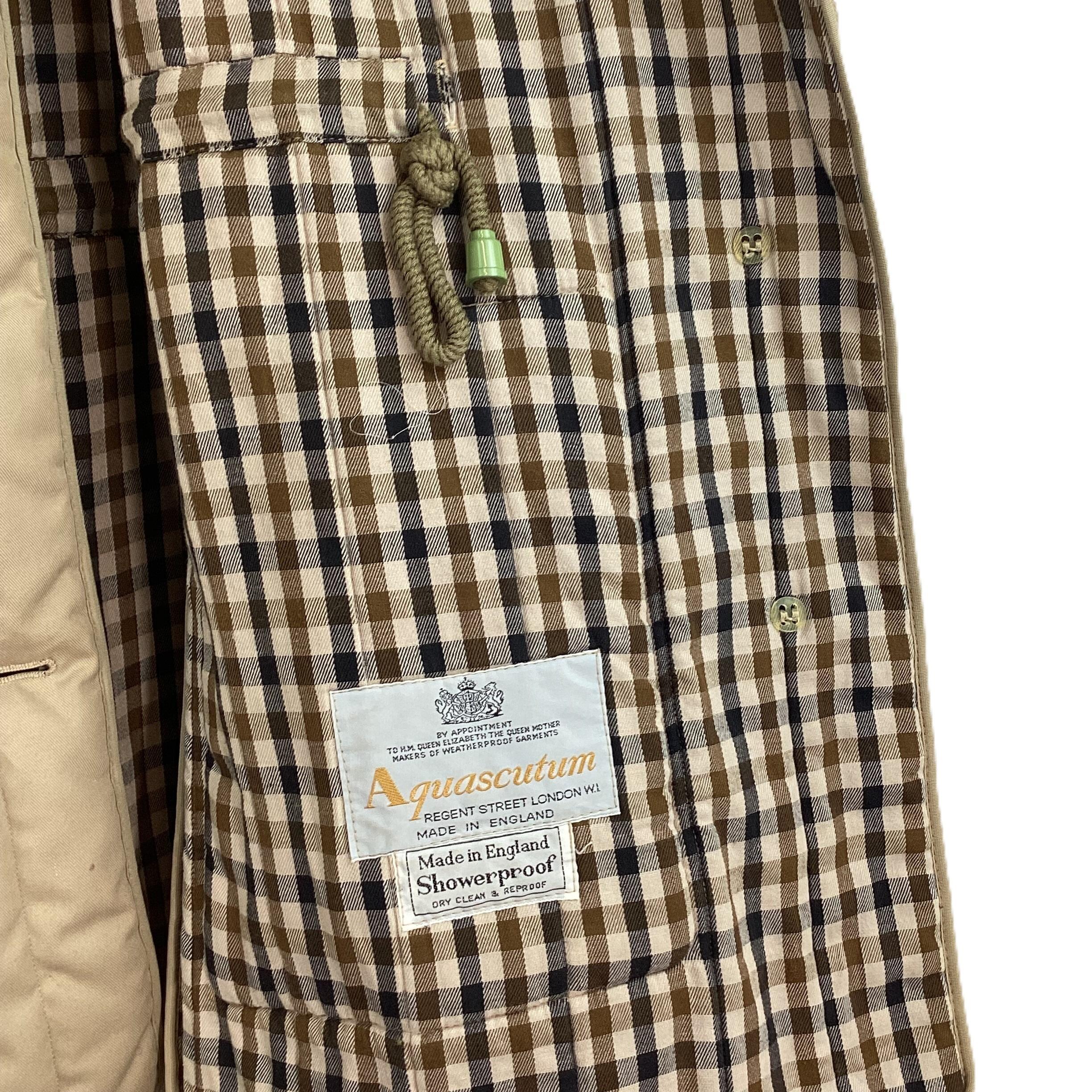 Vintage Aquascutum Beige Nova Check Showerproof Quilted