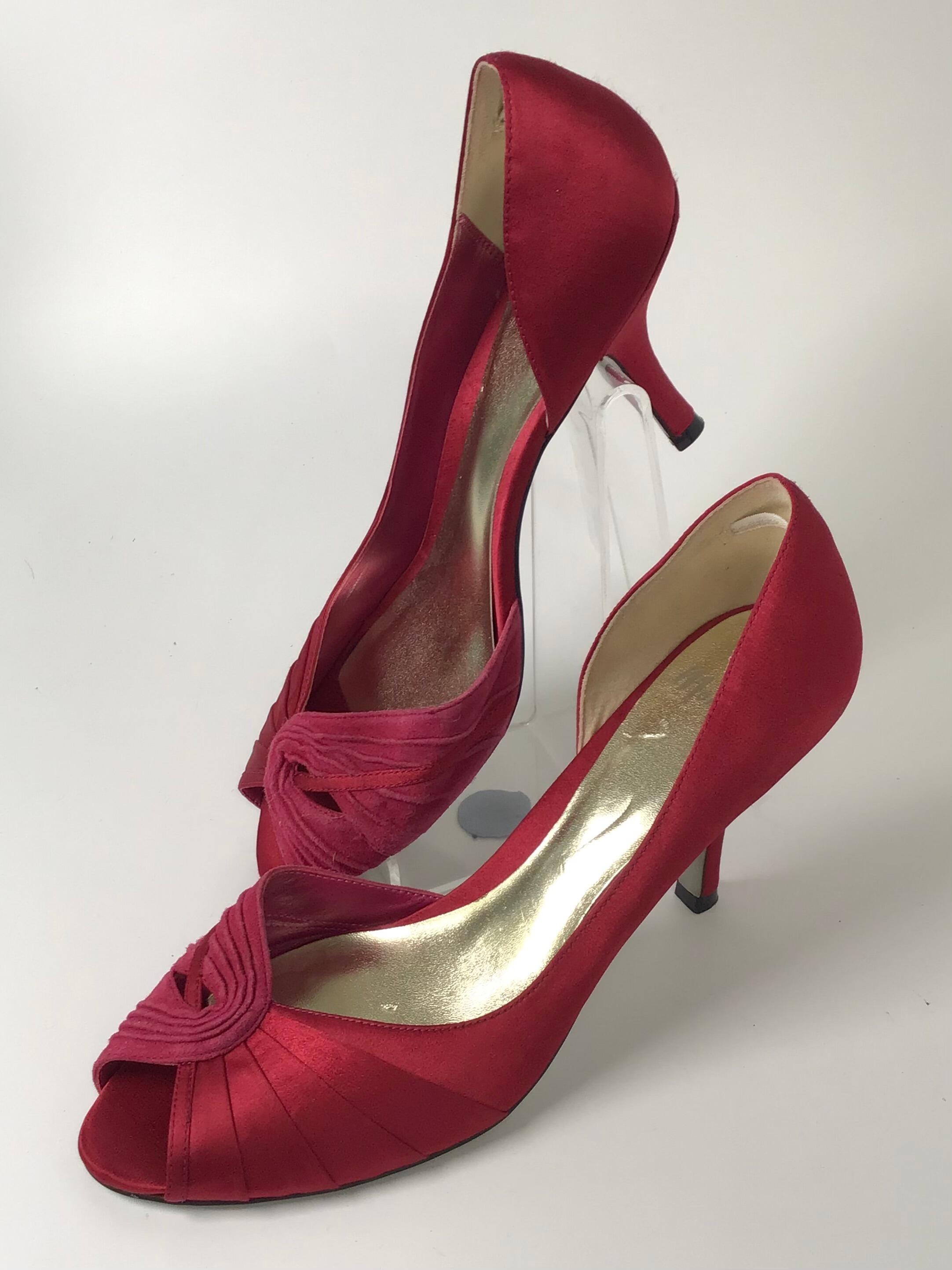 Red sales satin pumps