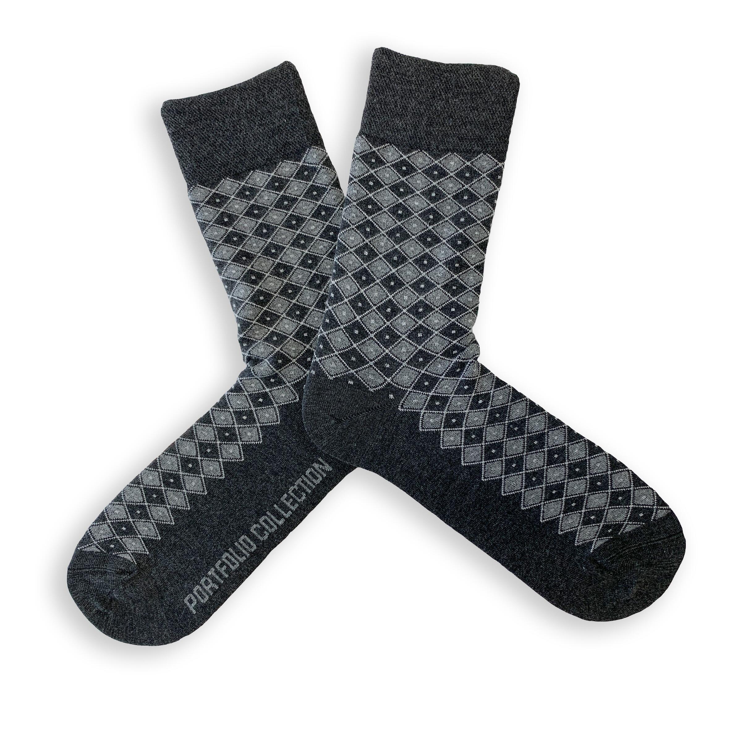 Grey patterned unisex bamboo socks - sustainable fashion