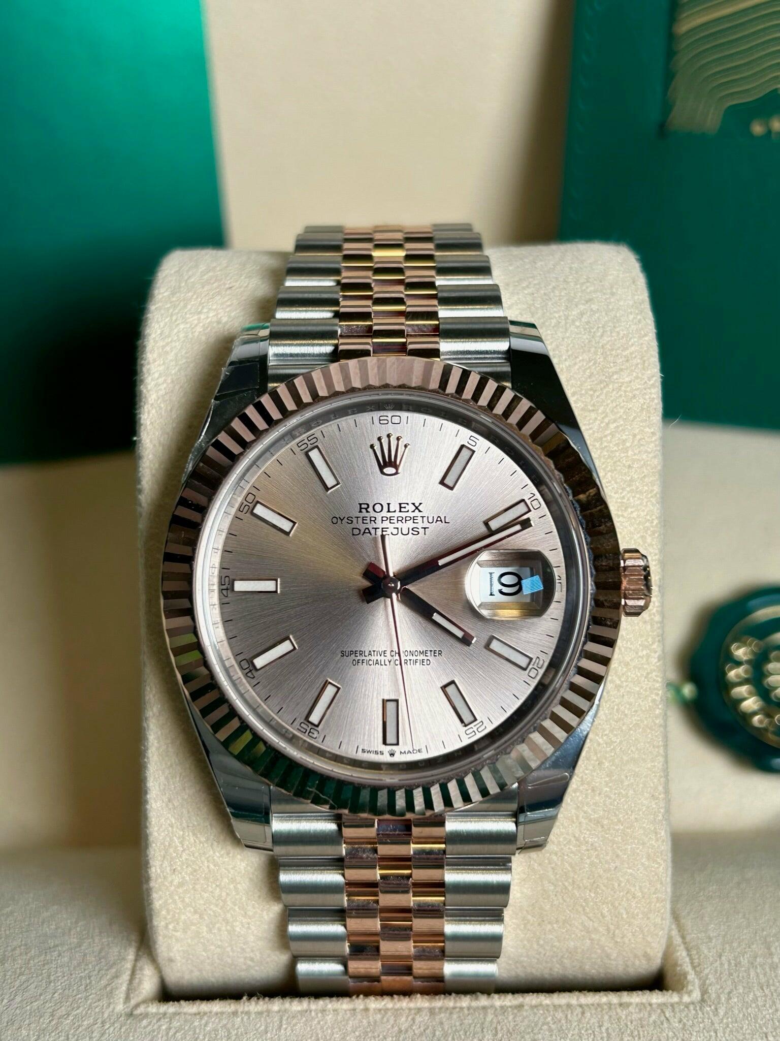 Rolex Datejust 41 - 126331 Sundust Index Dial Fluted Jubilee Rose and ...