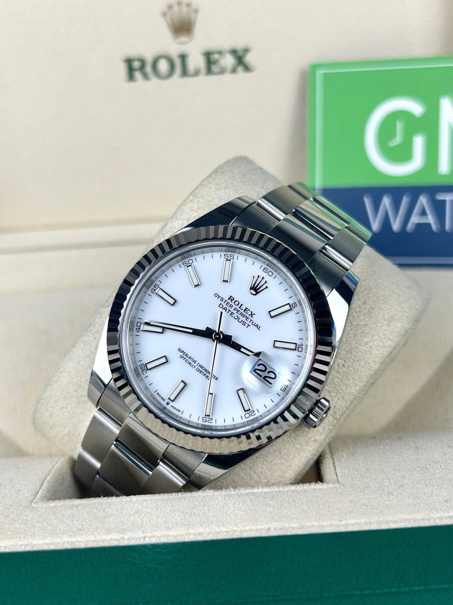 Datejust with clearance oyster bracelet