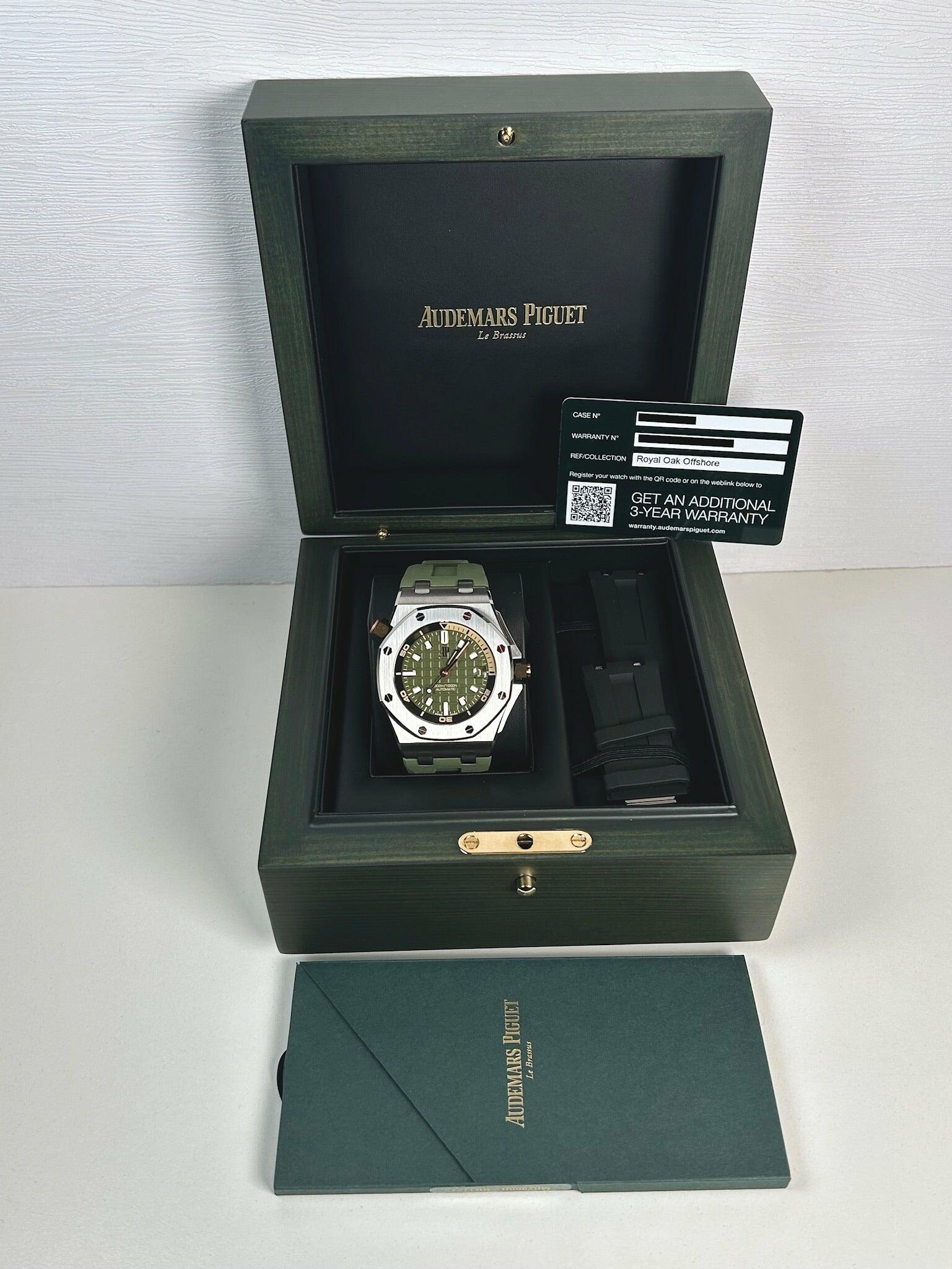 Audemars Piguet 15720ST Royal Oak Offshore 42mm Khaki Green 2022