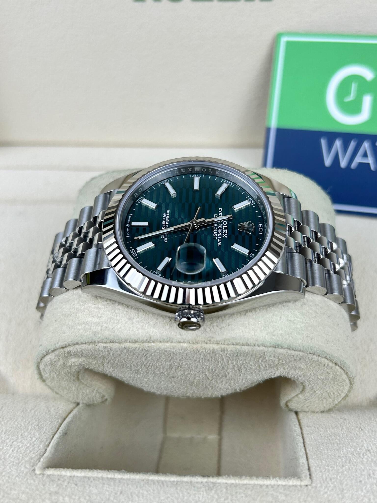 Rolex Datejust 41 126334 Jubilee Green Motif Dial 2023