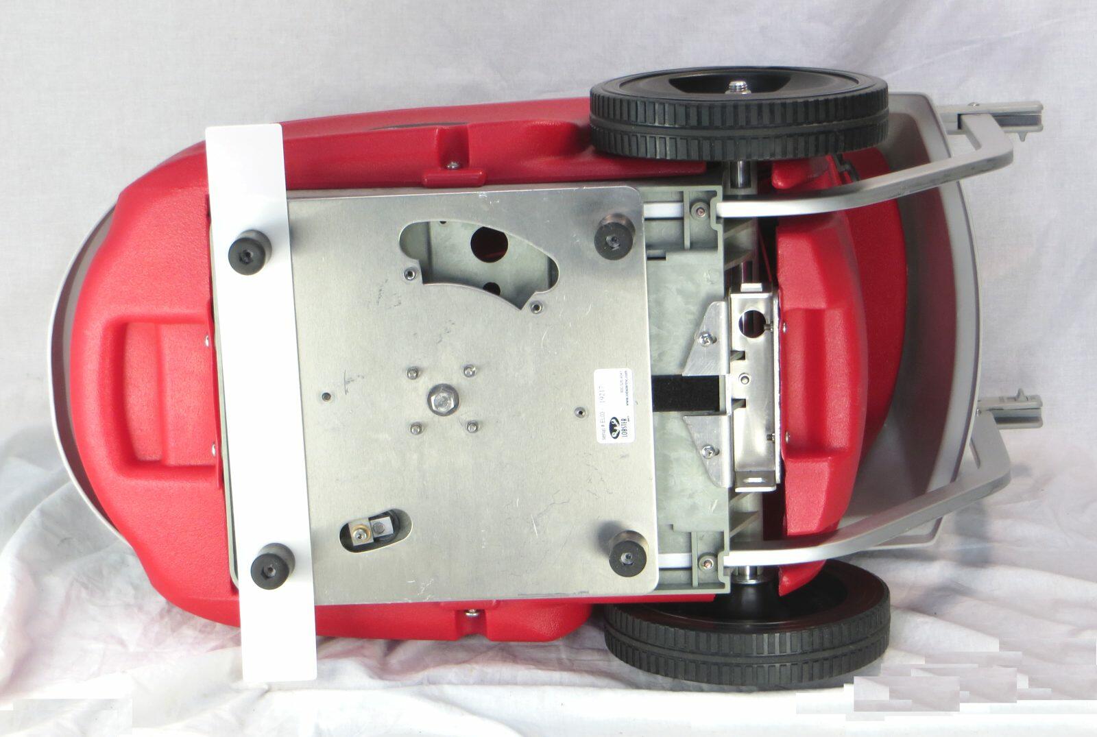 lobsterelite3r10photo1.jpg
