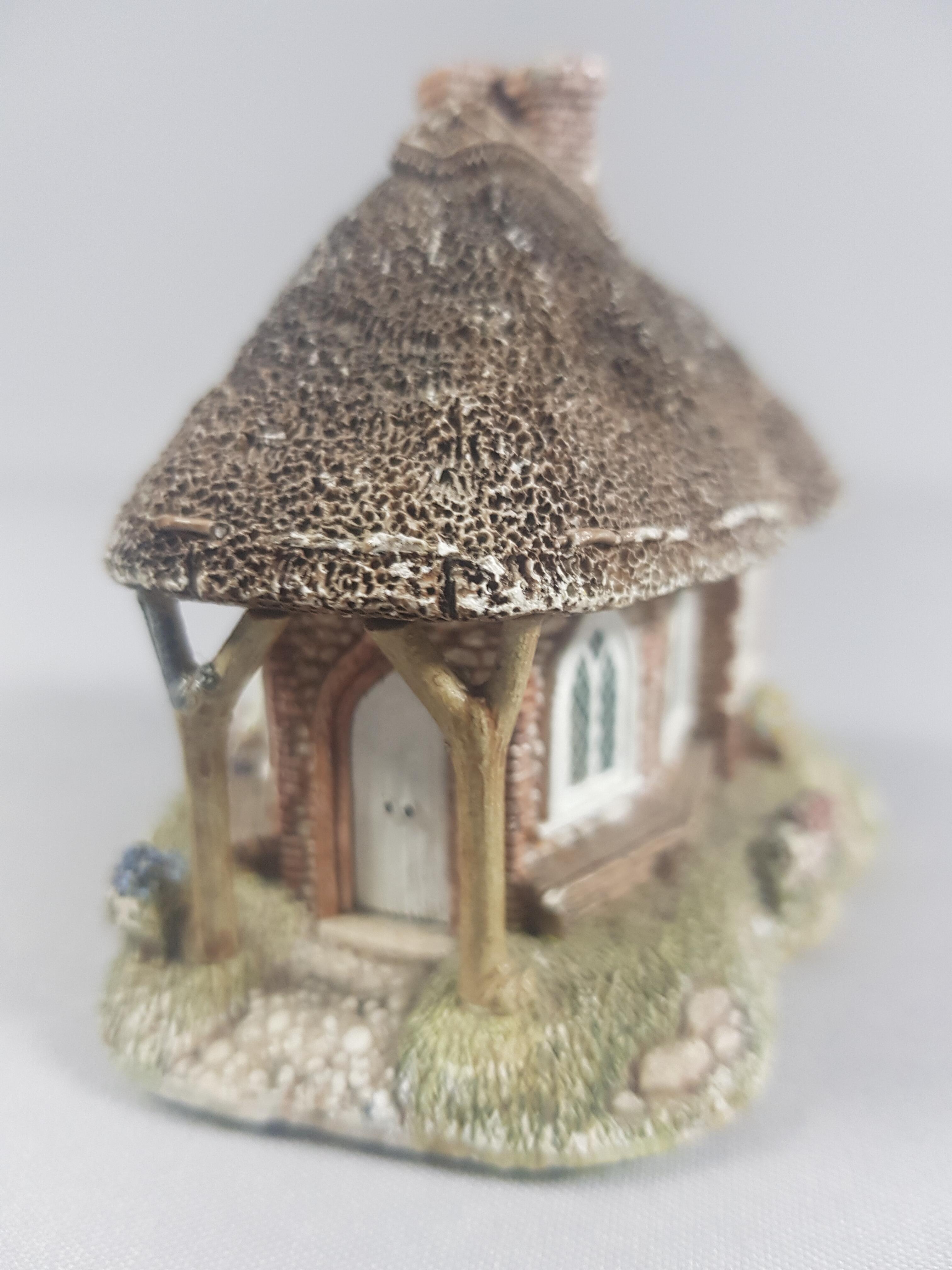 Lilliput Lane Chipping Coombe Limited Ed #0394 with Box