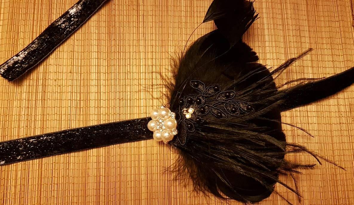 Gatsby Flapper black fascinator