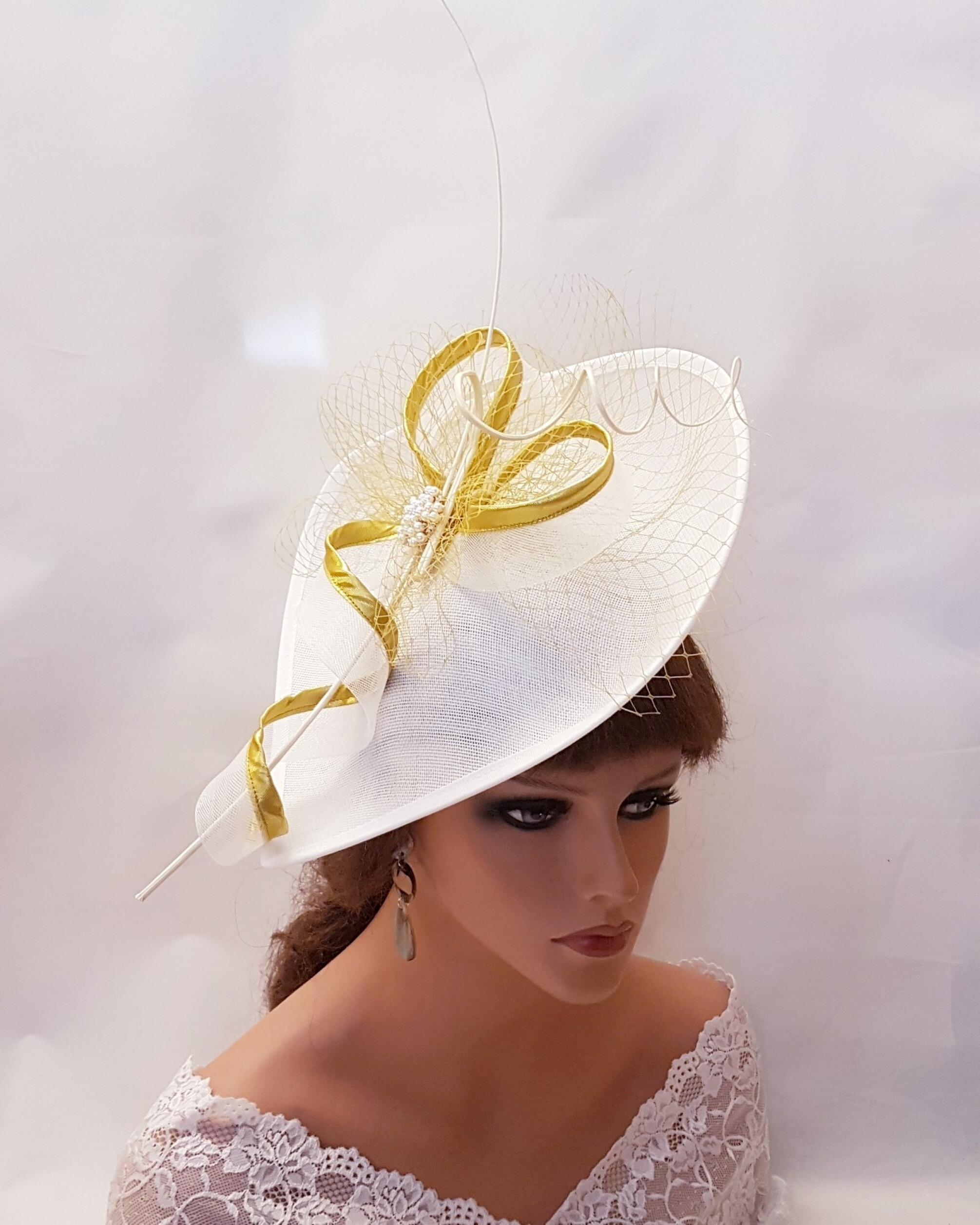 White Bridal Fascinator, Stone Processing Detail buy Bridal Headpiece, Wedding Cap for Brides