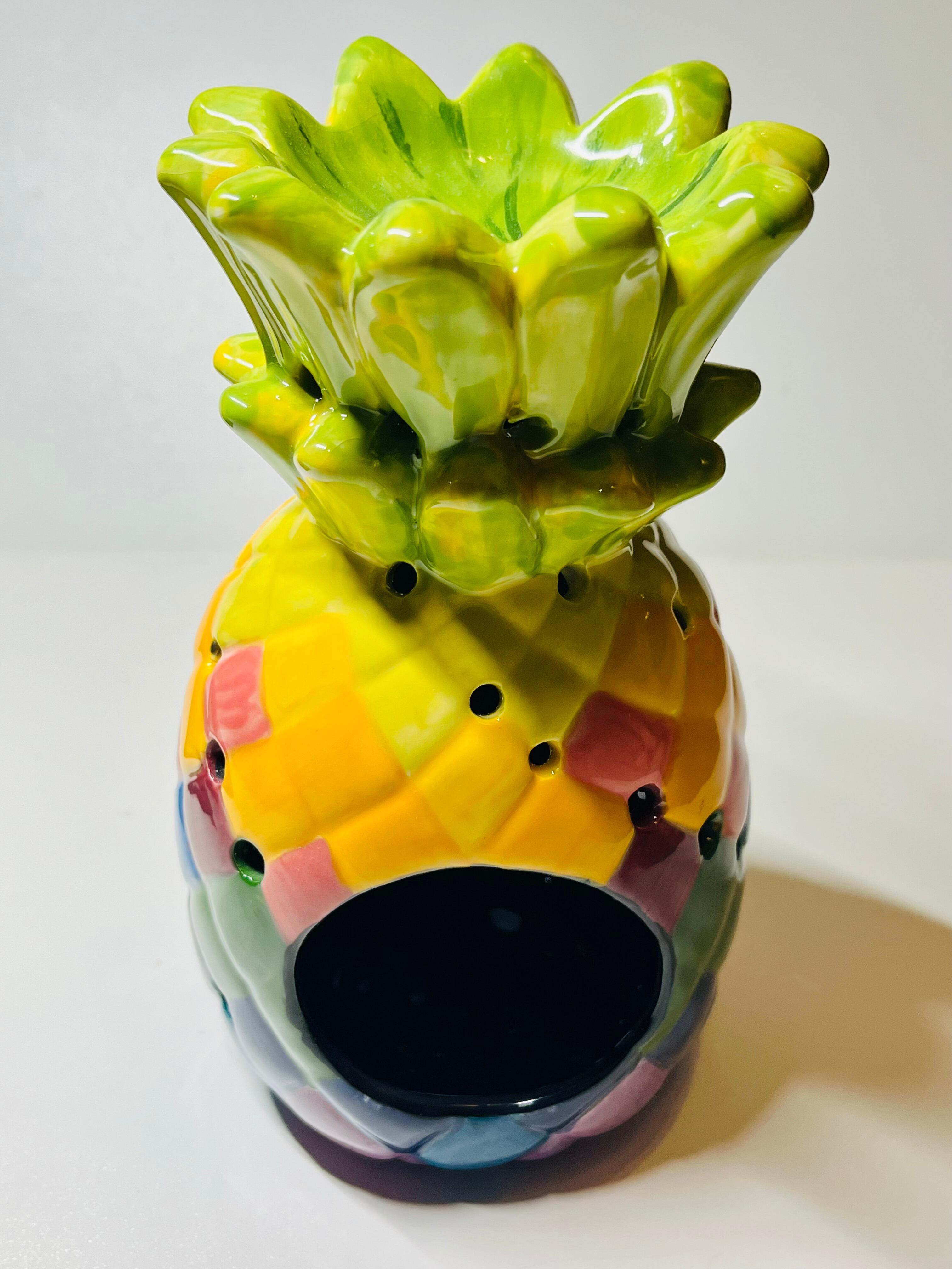 Pineapple teal light