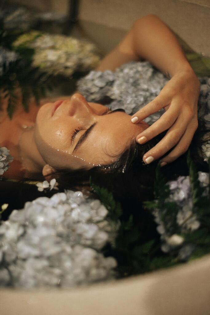 How to Create a Relaxing Crystal Bath Ritual