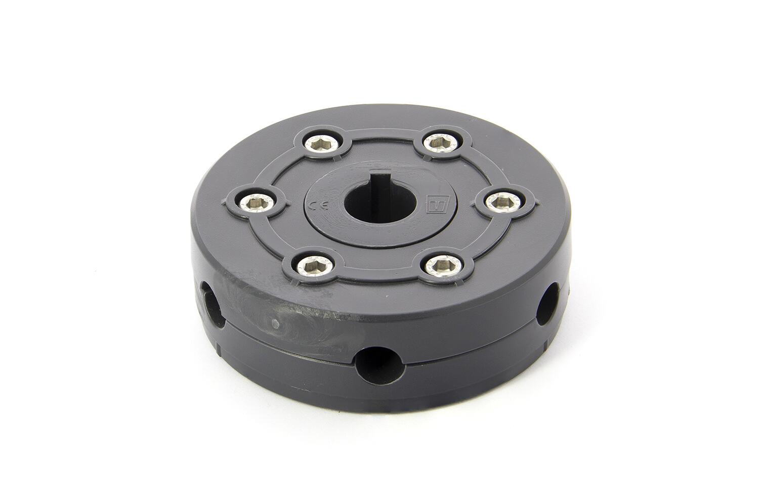 Steering wheel hub