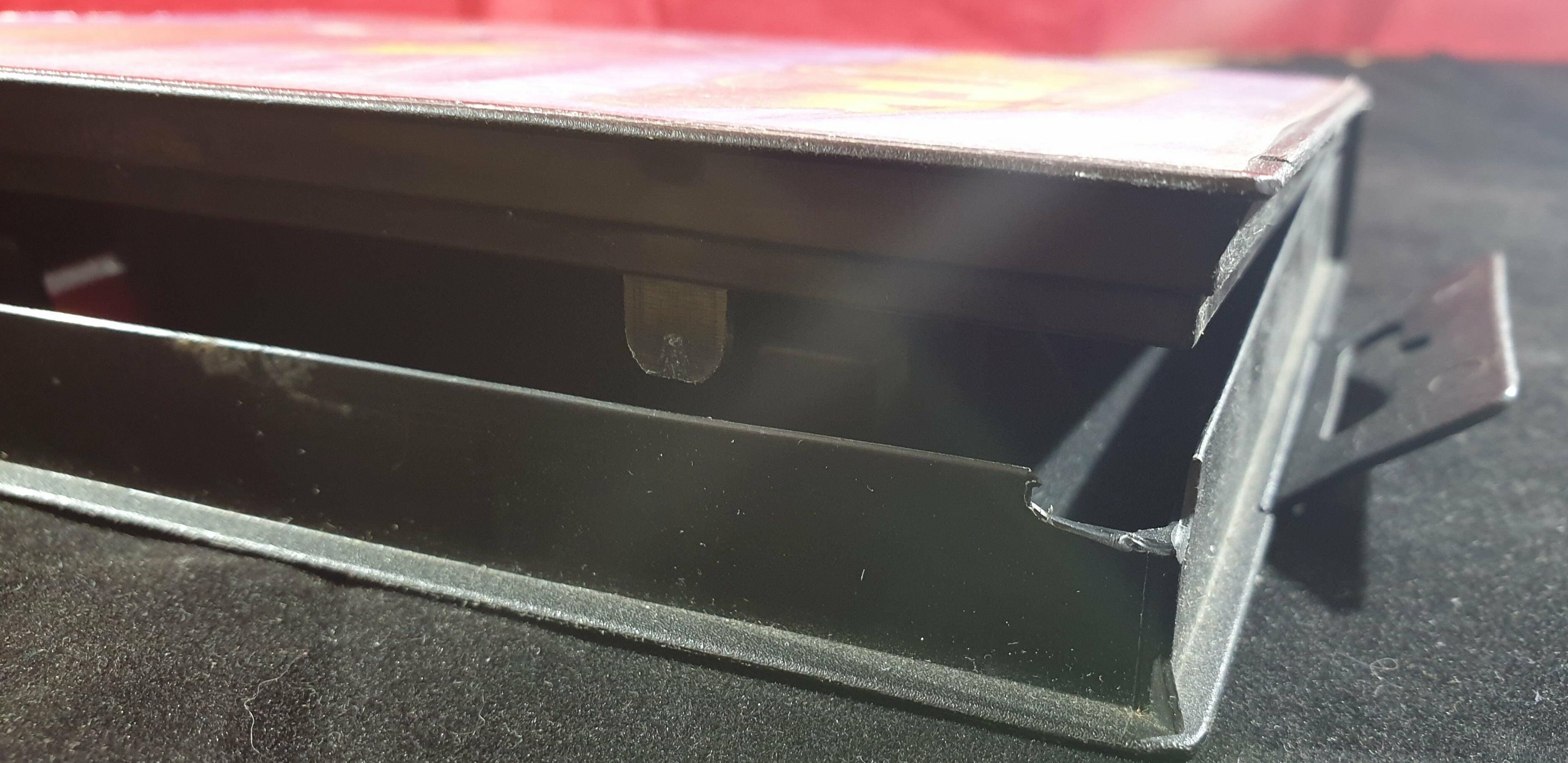 Dino Dini's Soccer Sega Mega Drive box close up to show condition
