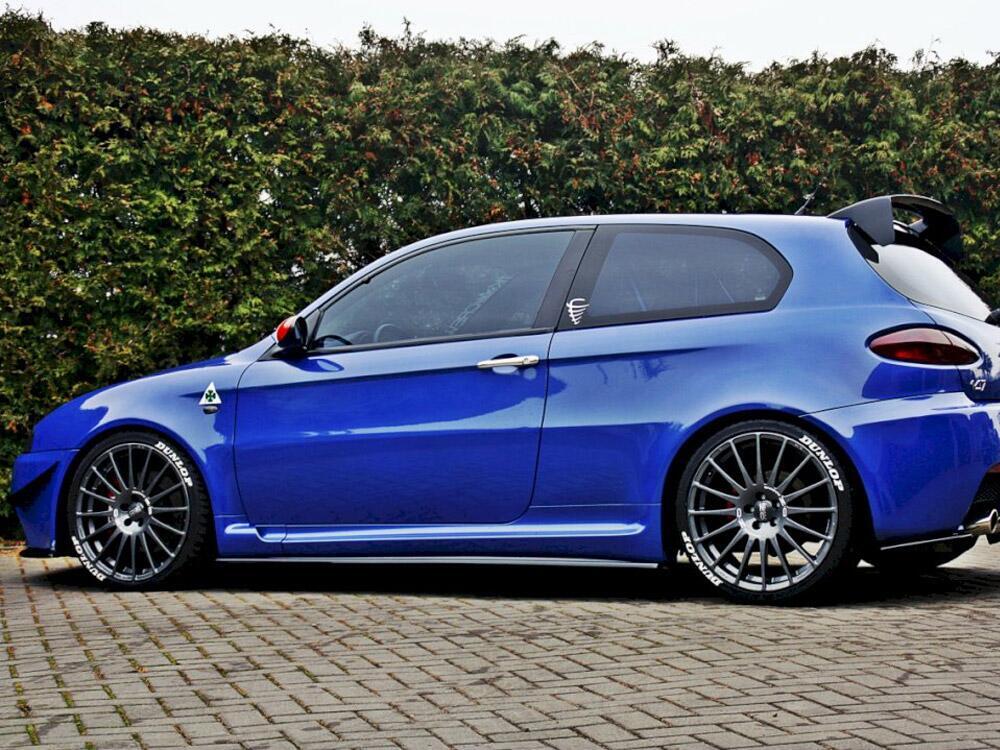 Side Skirts Diffusers Alfa Romeo 147 GTA - Textured