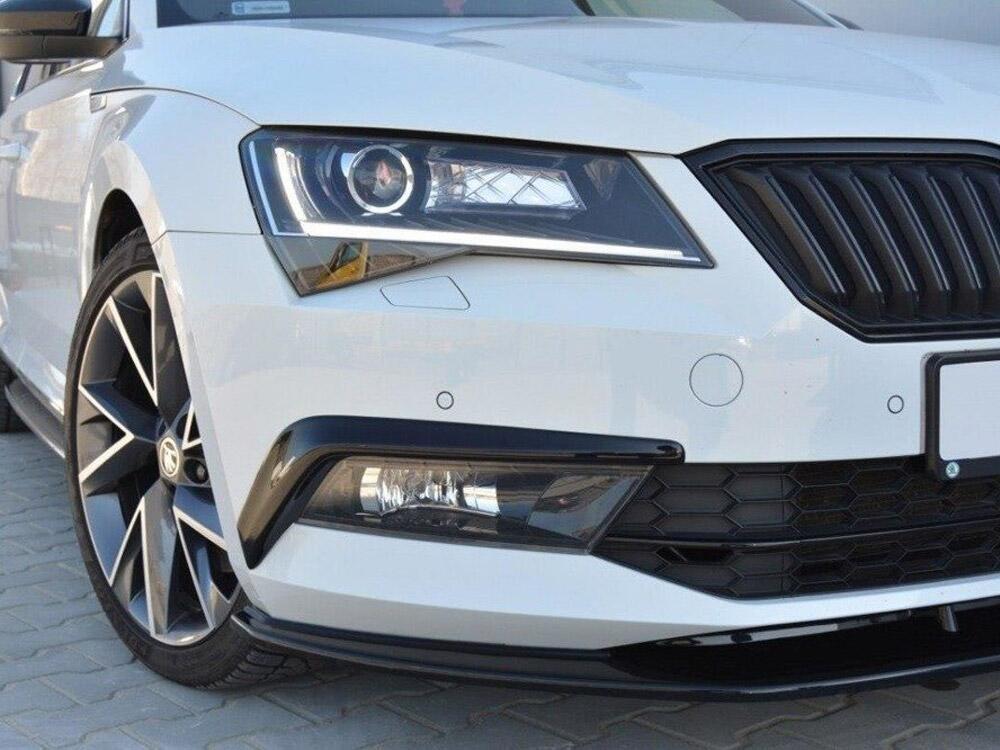 Frames For Lights Skoda Superb III - Carbon Look