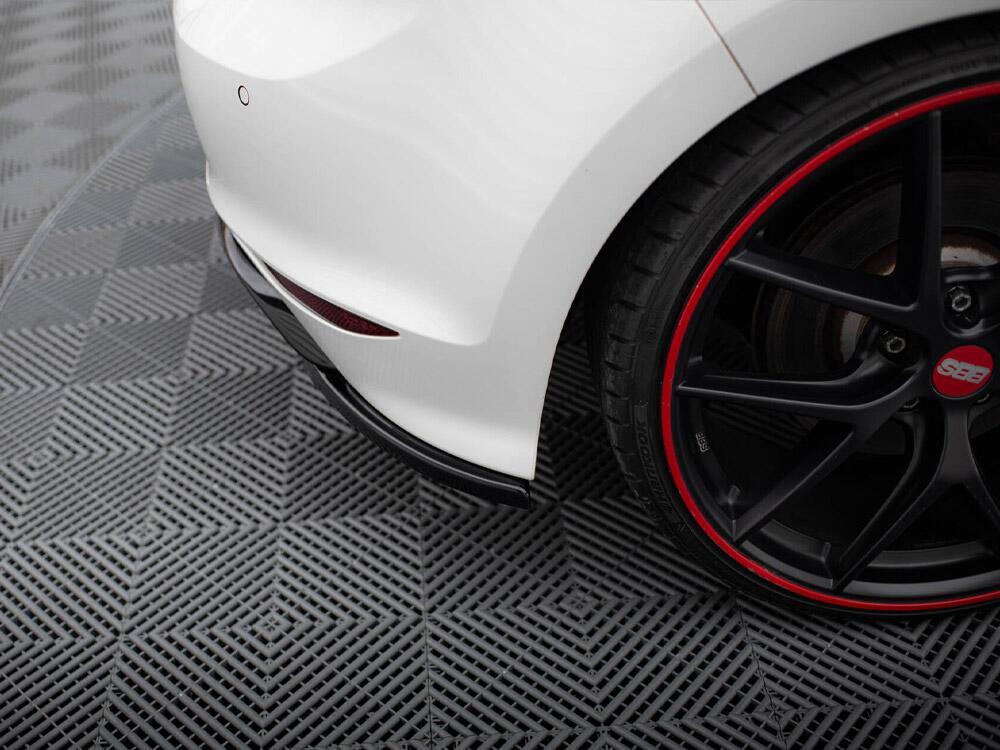 Rear Side Splitters V.1 VW Golf R / R-Line Mk7 - Carbon Look