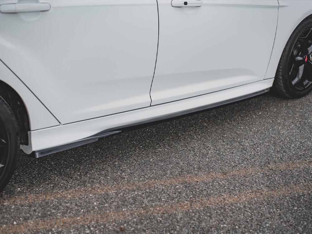 Side Skirts Diffusers V2 Ford Focus ST &amp; RS MK3 (2015-2018)