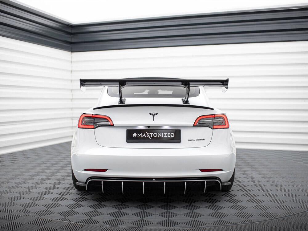 Carbon Spoiler Tesla Model 3