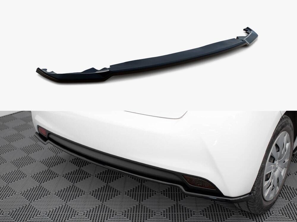 Central Rear Splitter Toyota Yaris Mk3 Facelift