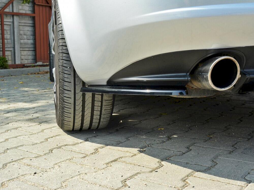 Central Rear Splitter Alfa Romeo 159 (Without Vertical Bars) - Carbon Look