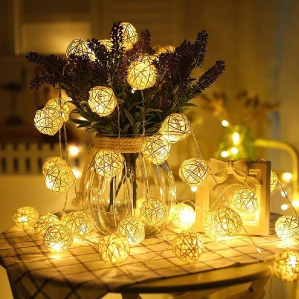 Blaze On Wicker Ball 20 fairy lights in Natural