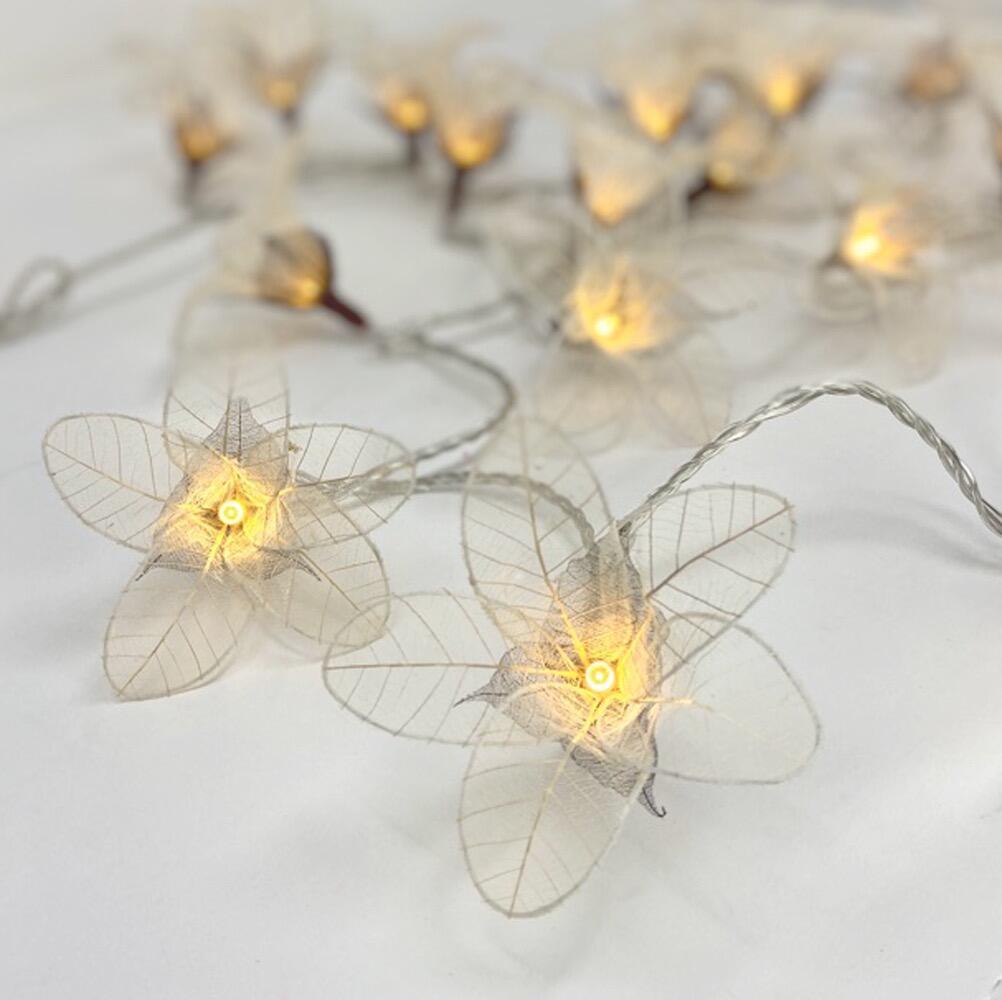 Fascinator Lily Fairy Lights in Their Natural Undyed Colour – Handcrafted Thai Rubber Tree Leaf Flowers
