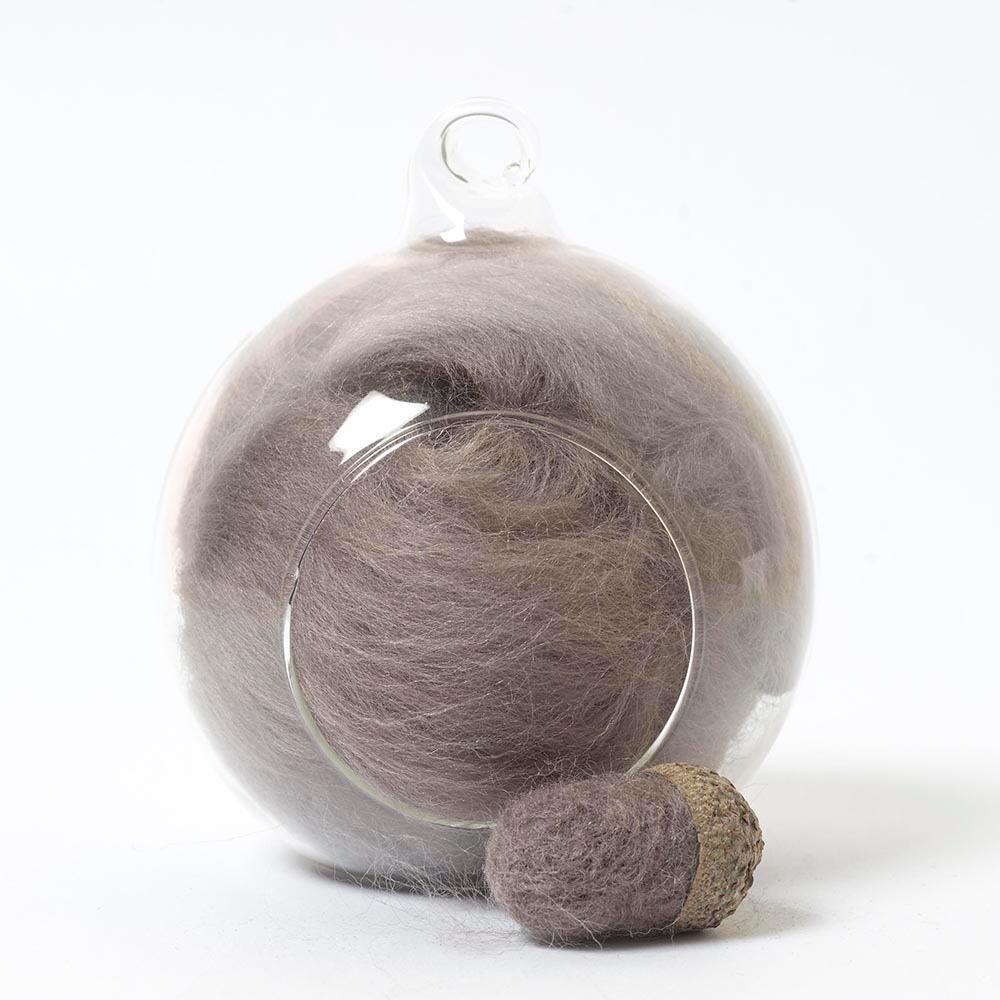grey 77 merino wool tops for needle felting and spinning in a 10g portion.