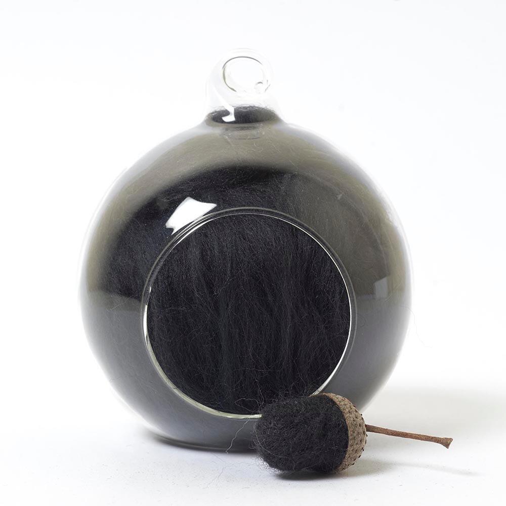 grey 79 merino wool tops for needle felting and spinning in a 10g portion.