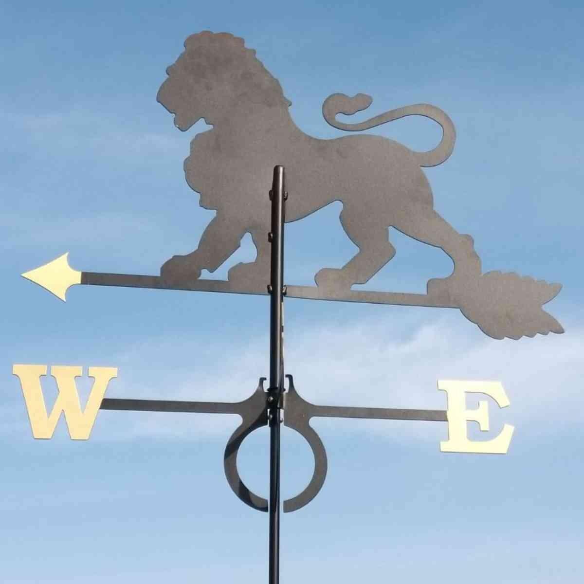 Large lion weathervane