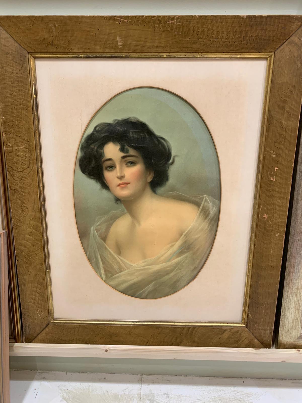 Chromolith print of a ladies portrait