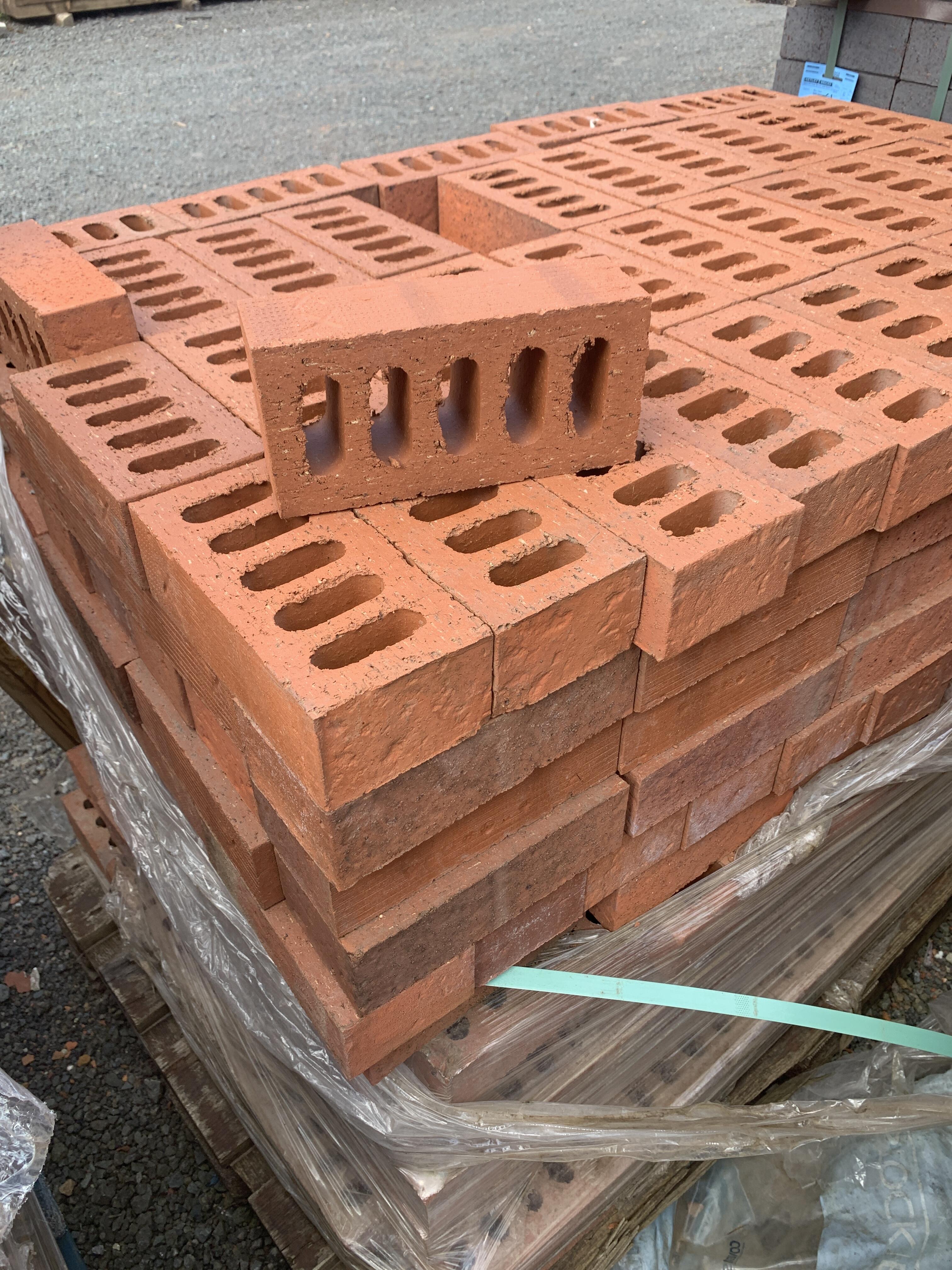 Reclaimed Metric Brick - 22x6.5x10 cm