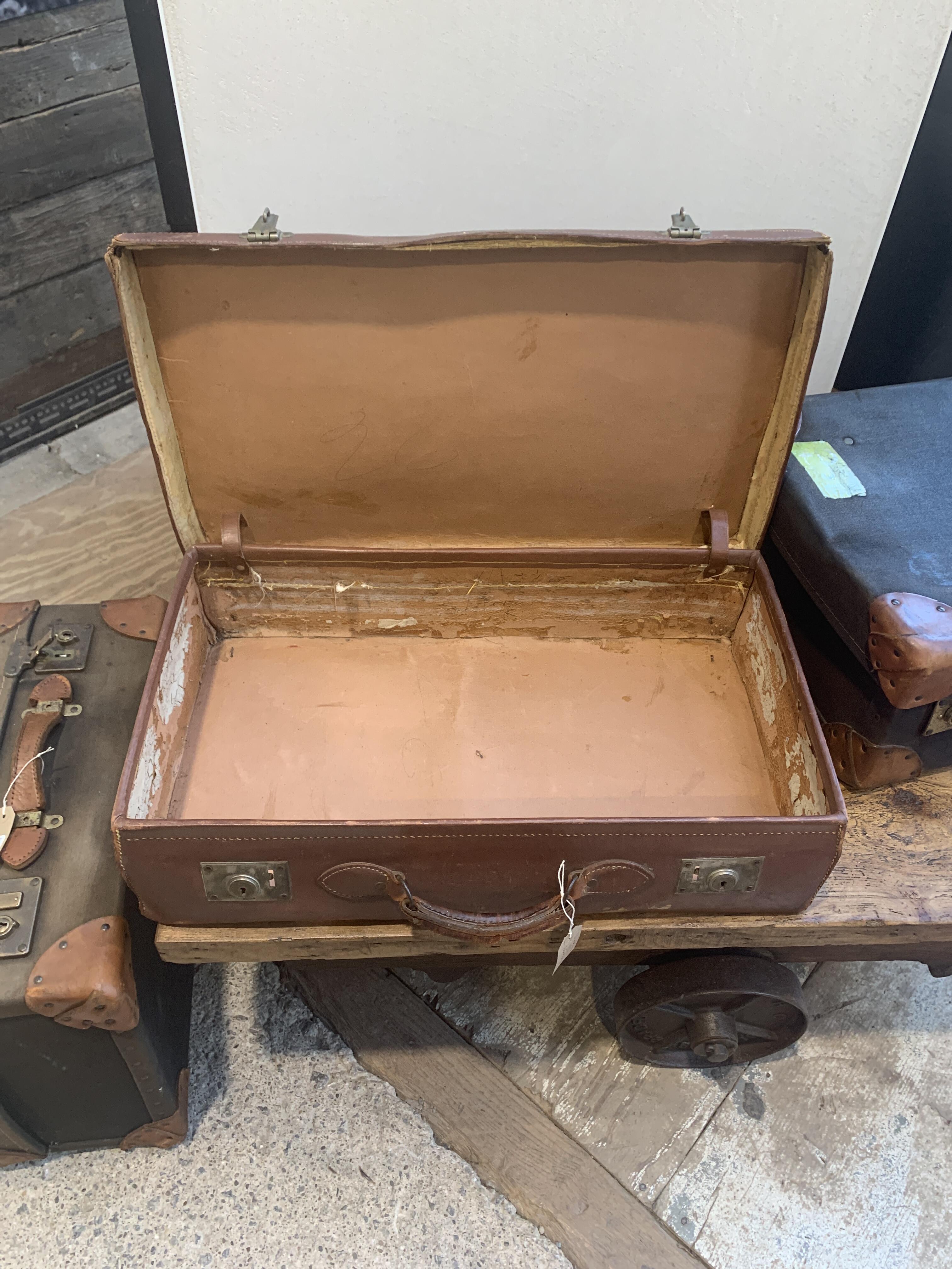 Vintage Brown Leather Suitcase 66cm