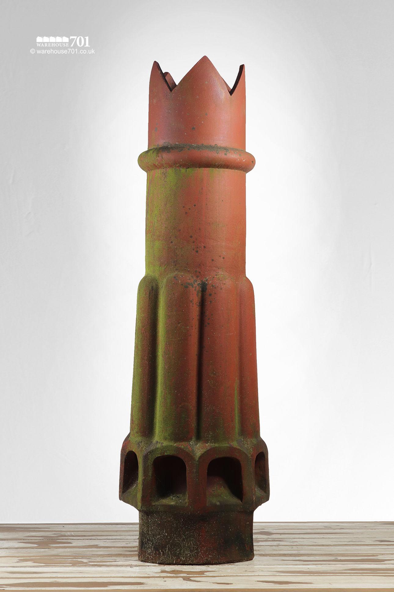 Grand Fluted and Vented Crown Chimney Pot