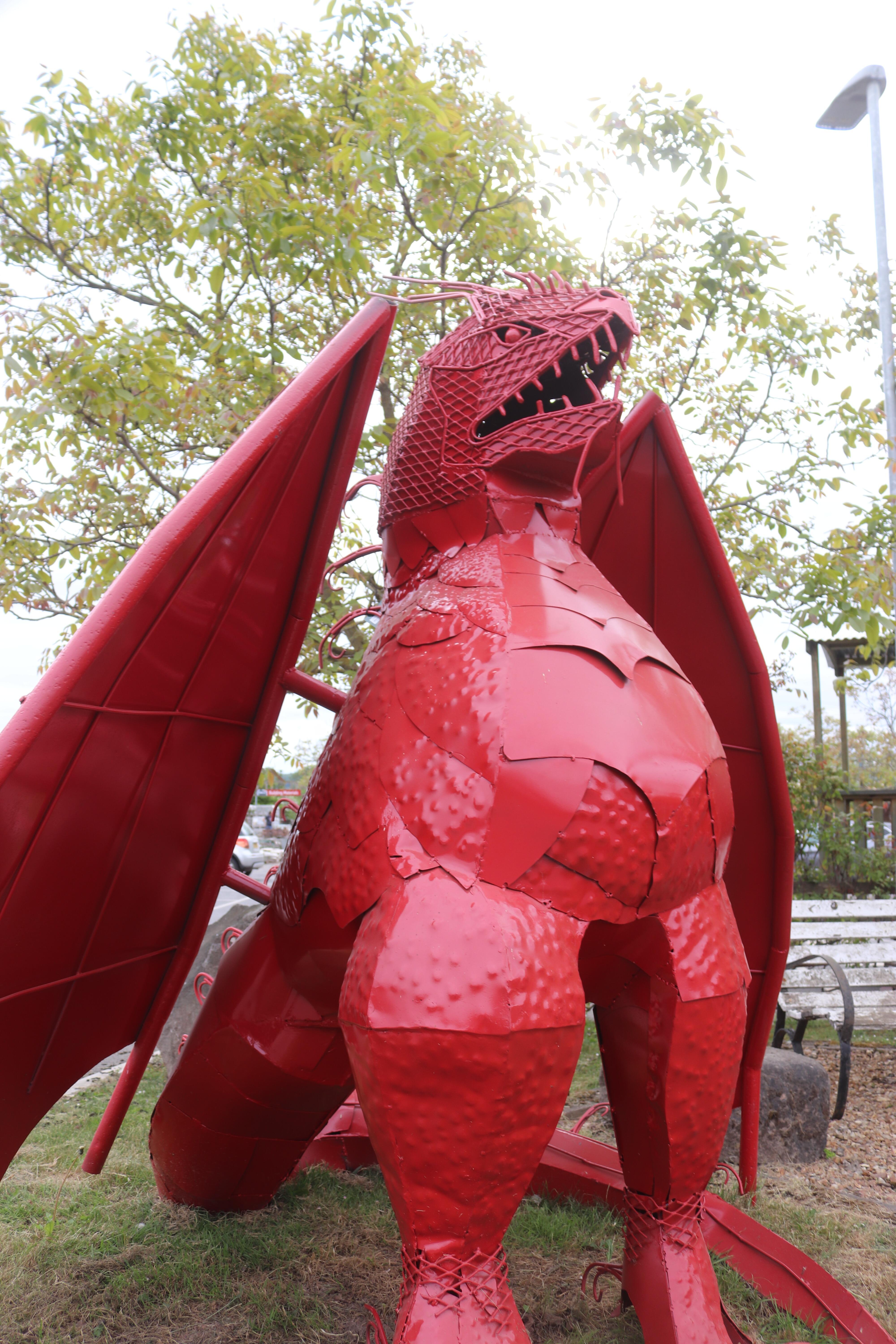 Large Red Metal Dragon / Wyvern Sculpture – Steel Garden / Interior 2m tall