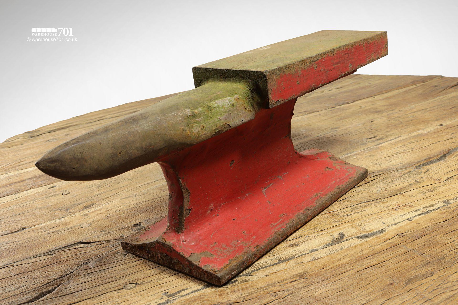 Red Bench Top Cast Iron Metalwork Anvil