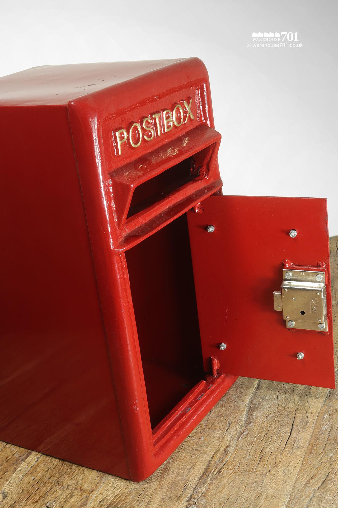 GPO Style Lockable Red Metal Post Box #2