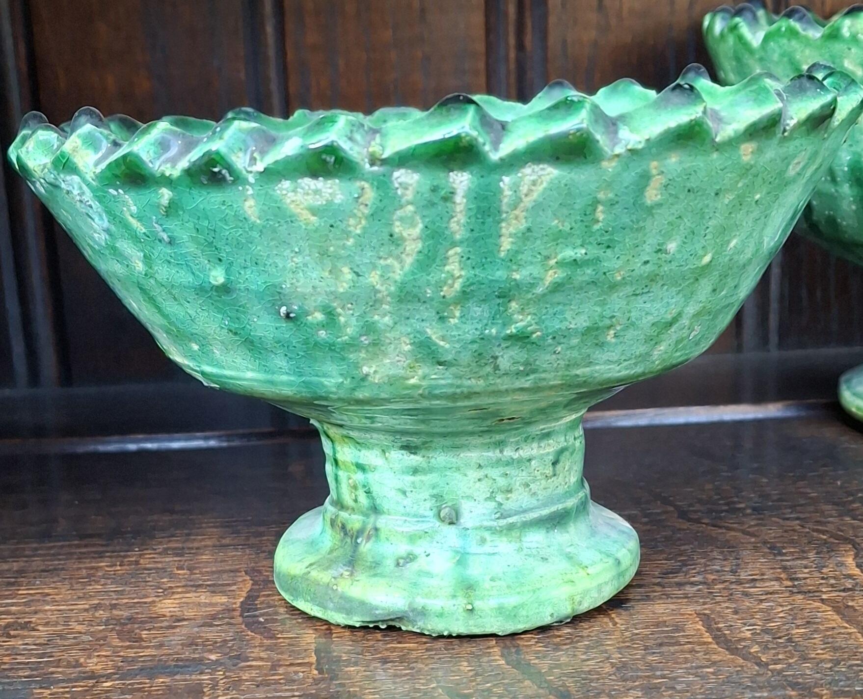 Tamegroute Jagged Edge Pedestal Fruit Bowl