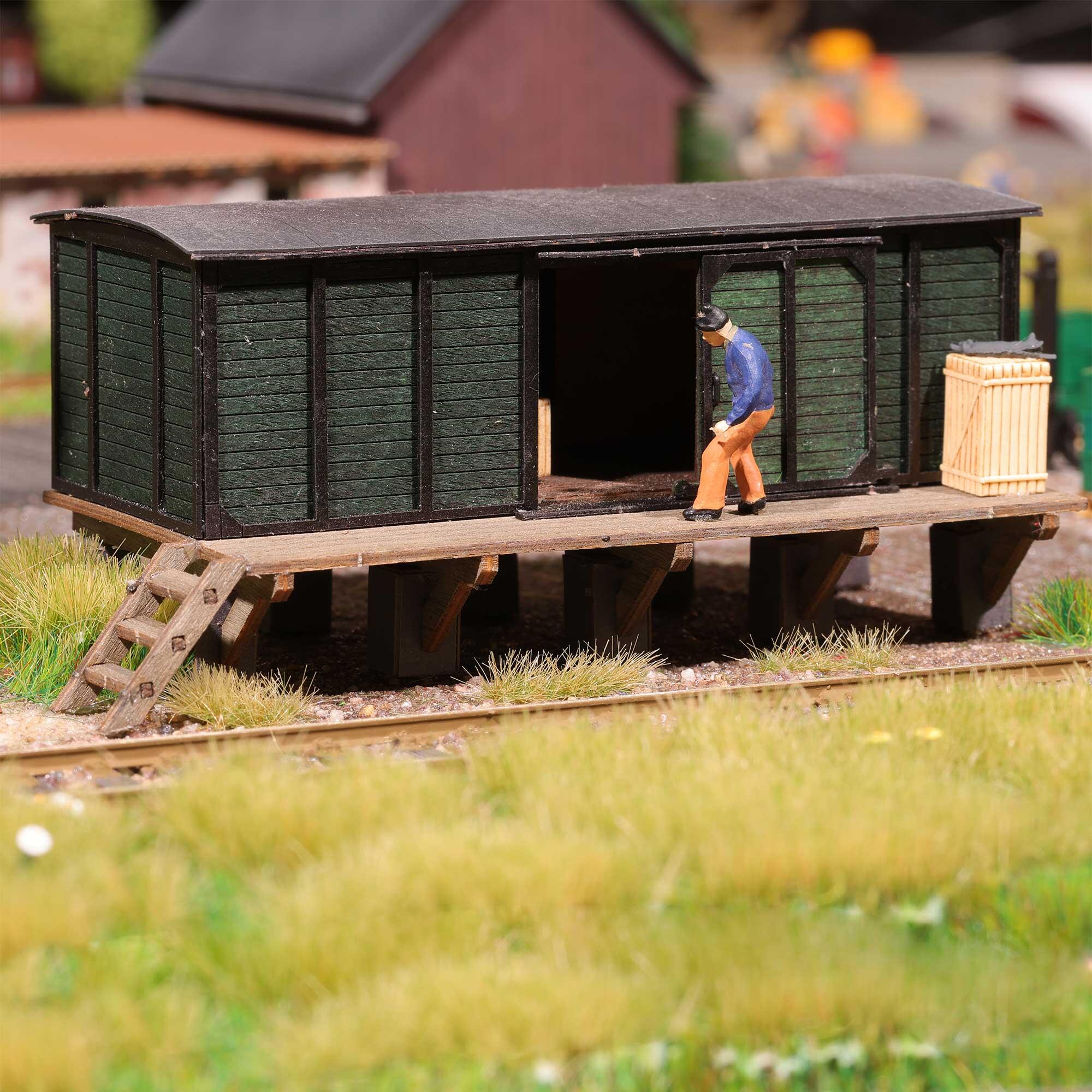 Busch 8829 Temporary Shed / Ramp TT