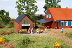 Auhagen 11475 Farm shop with outbuilding
