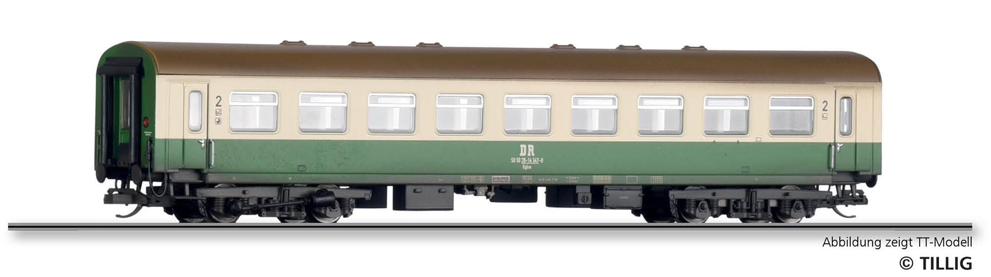 TILLIG 75003 Passenger coach of the DR, weathered