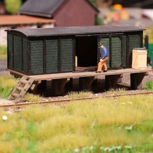 Busch 1963 Temporary Shed / Ramp H0
