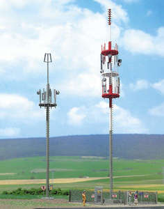 Busch 1021 2 Mobile Phone Towers
