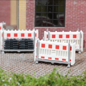 Busch 1866 Transport racks with barricades