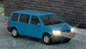 Busch 5657 Chrysler Voyager with working lights