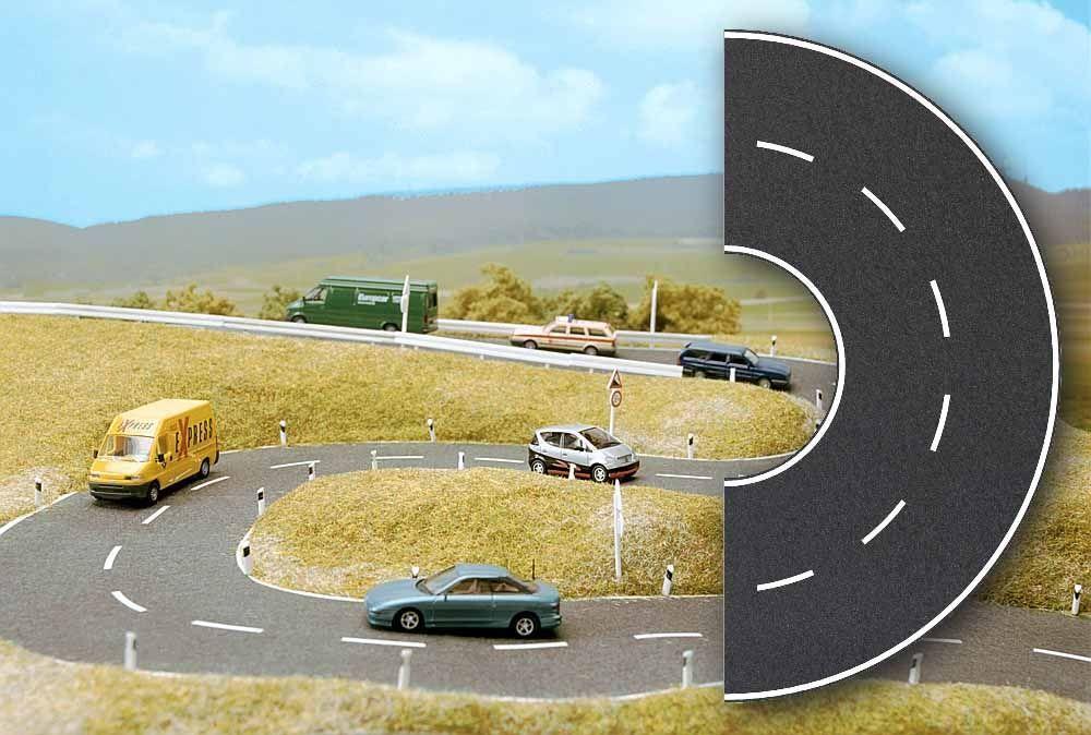 thumbnail image 2 of Busch 8121 N Gauge Traffic Sign Set - Model Railroad Accessory Made In Germany 2 of 4