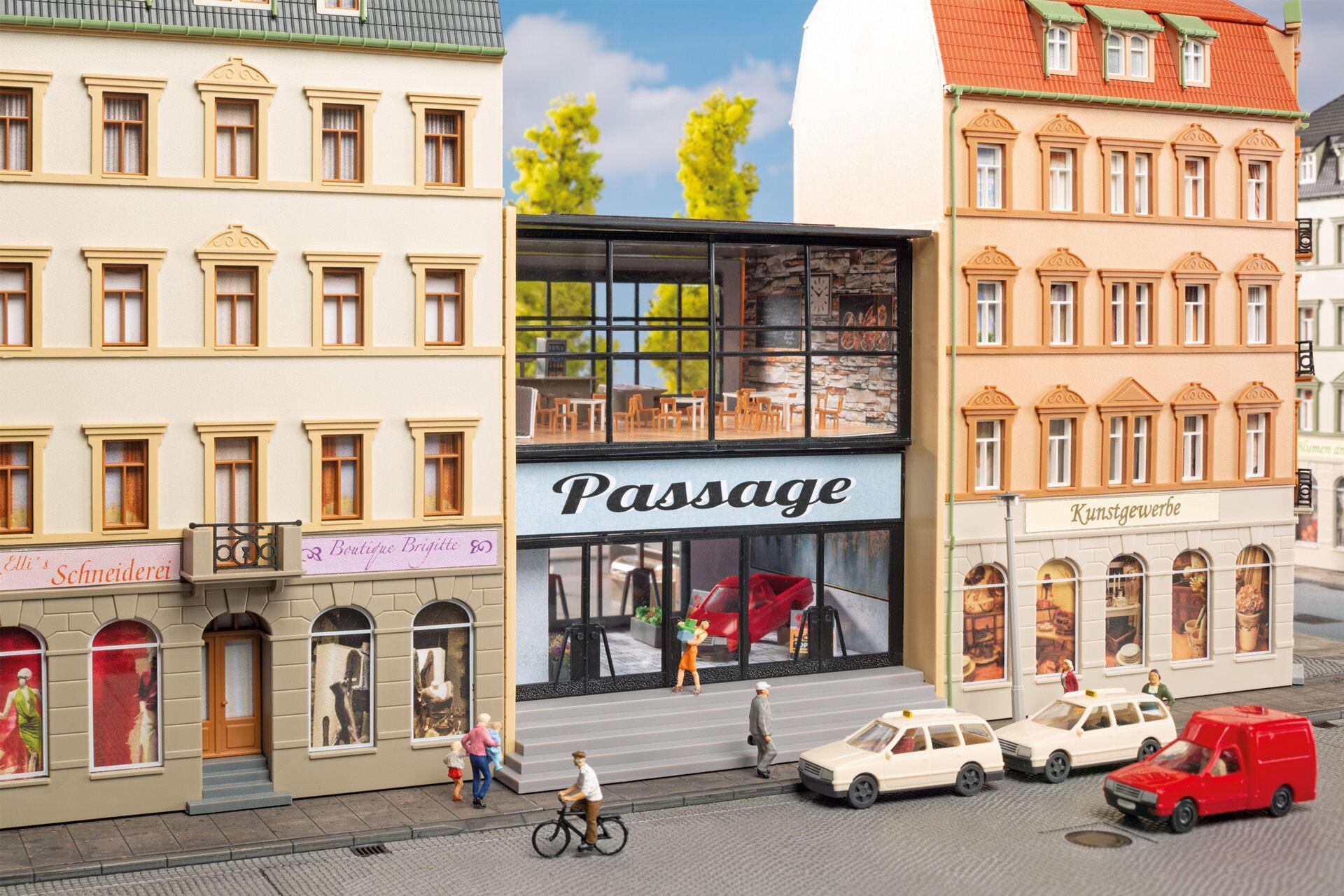 Auhagen 13360 Town house passage