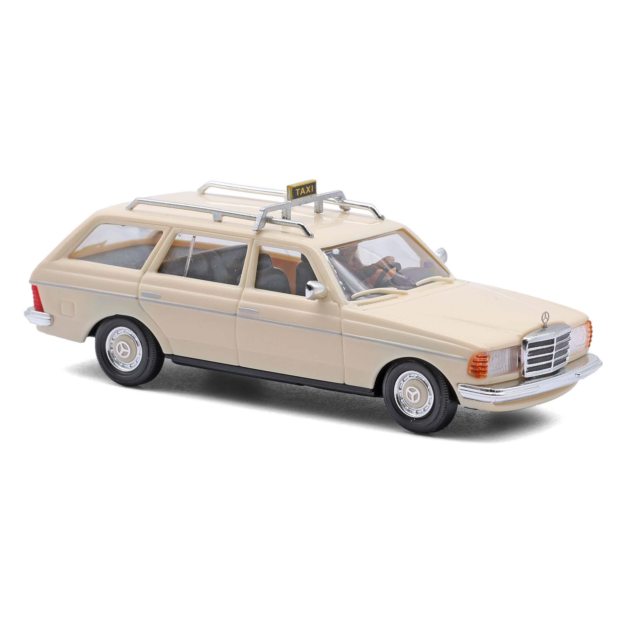 Busch 46818 Mercedes-Benz W123 T, taxi with driver